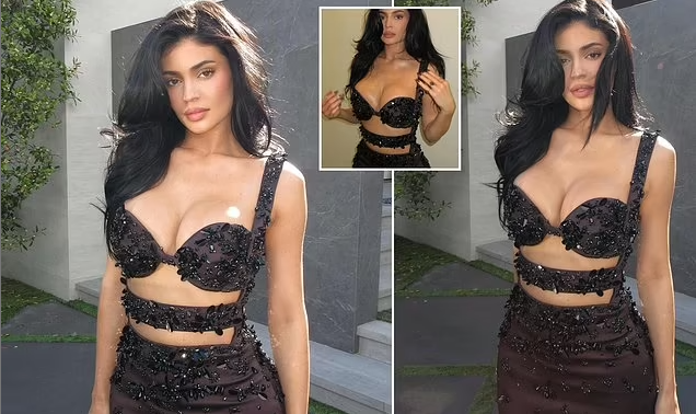 Kylie Jenner fans spot ‘trailer park’ detail outside billionaire’s $12M mansion